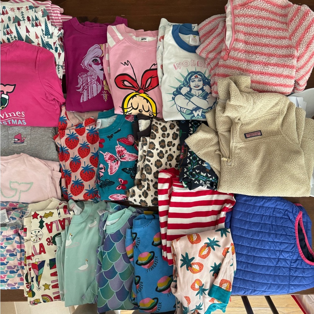 Bulk LOT of Hanna Andersson size 150 pjs and VV items!